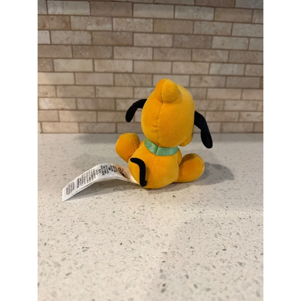 Disney Wishables Shimmer Mickey & Friends Pluto Plush Disney Parks